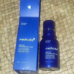 Medicube One Day Exosome Shot 2000 - Blue